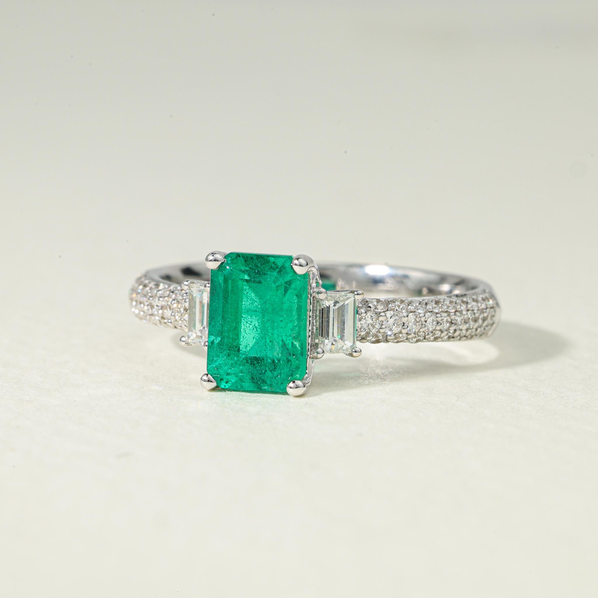 Art Deco Emerald Cut Natural Emerald Diamond Cocktail Engagement Ring 18k White Gold For Sale