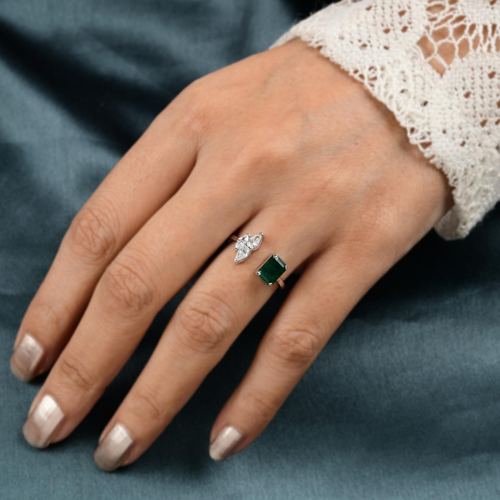 Emerald Cut Natural Emerald Gemstone Cuff Ring Pear Diamond 18 Karat White Gold In New Condition For Sale In Diera, Dubai