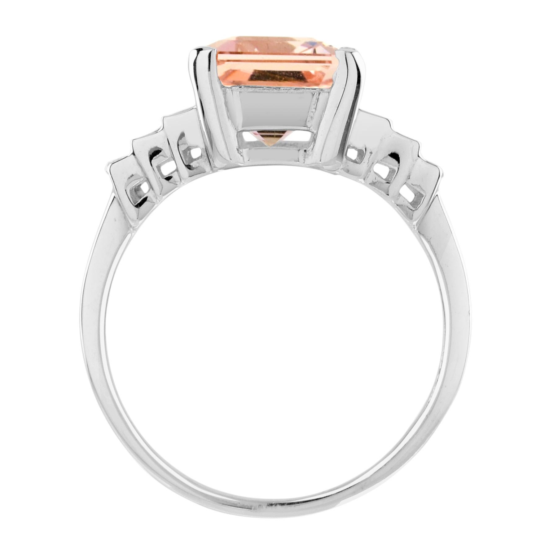 Emerald Cut Peach Orange Morganite & Baguette Diamond Solitaire White Gold Ring im Zustand „Neu“ im Angebot in Oakton, VA