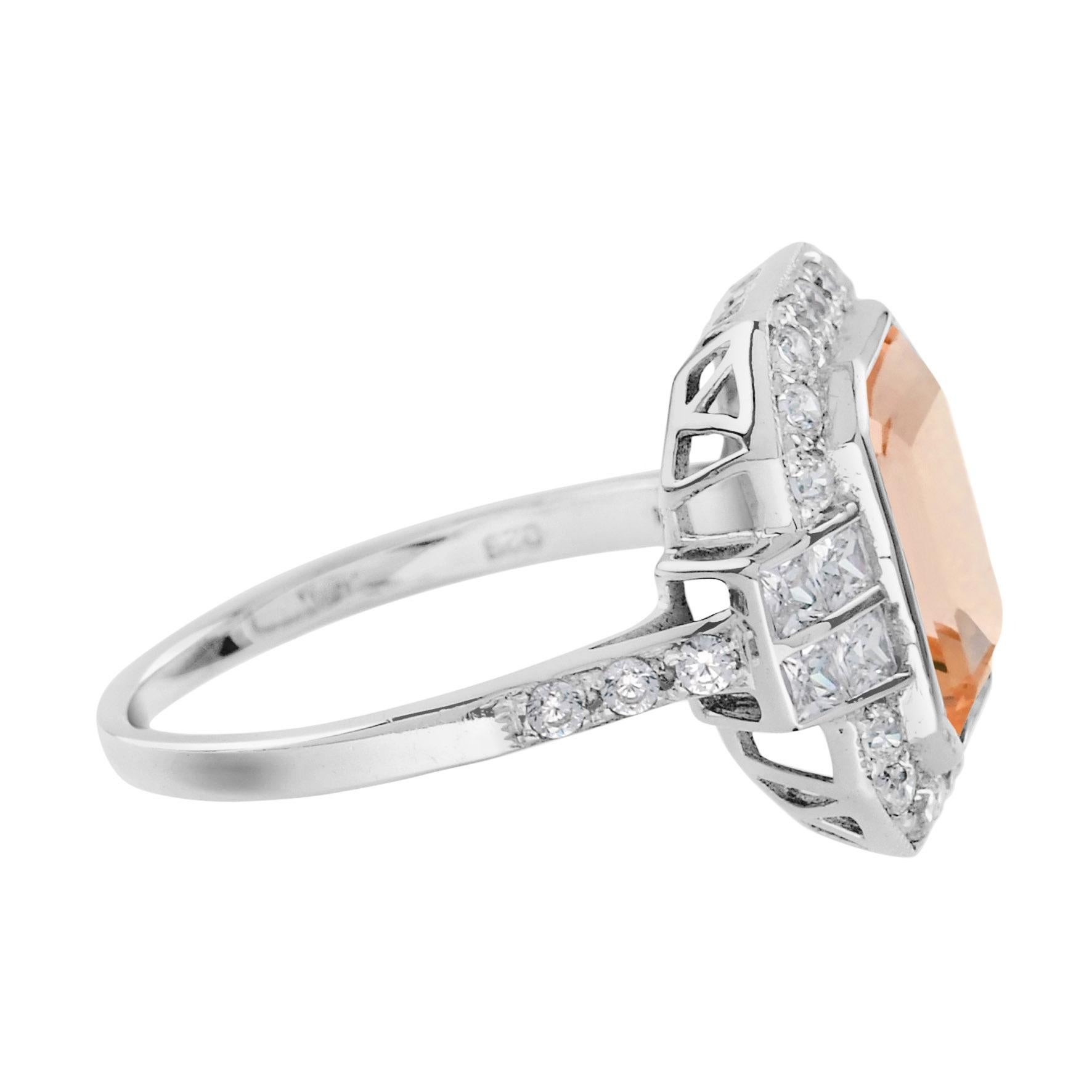 Emerald Cut Peach Orange Morganite & Diamond Halo Set 14K White Gold Ring (Art déco) im Angebot