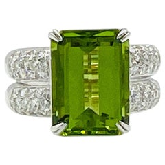 Emerald Cut Peridot and Diamond Ring in 18K White Gold