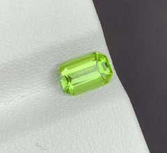 Emerald Cut Peridot Gemstone: Natural August Birthstone, Pakistan (1.02 carats)