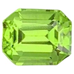 Emerald Cut Peridot Gemstone: Natural August Birthstone, Pakistan (1.04 carats)