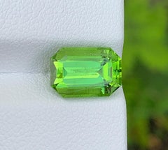 Emerald Cut Peridot Gemstone: Natural August Birthstone, Pakistan 4.60 CT