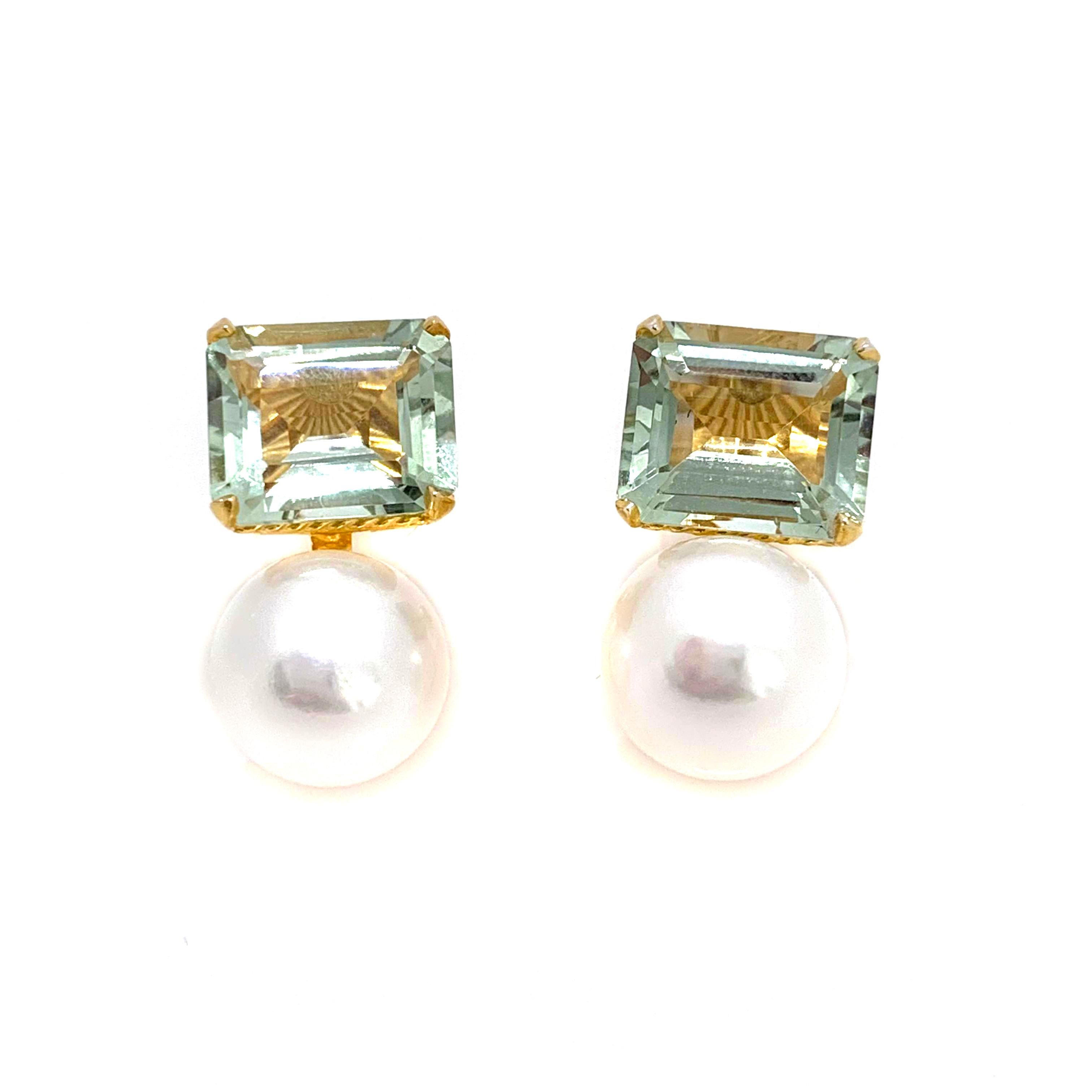 Boucles d'oreilles Bijoux Num Prasiolite taille émeraude Améthyste verte et perles d'eau douce en vermeil. 

Les boucles d'oreilles présentent 2 magnifiques améthystes vertes prasiolite de taille émeraude et 2 perles de culture d'eau douce de 12 mm,