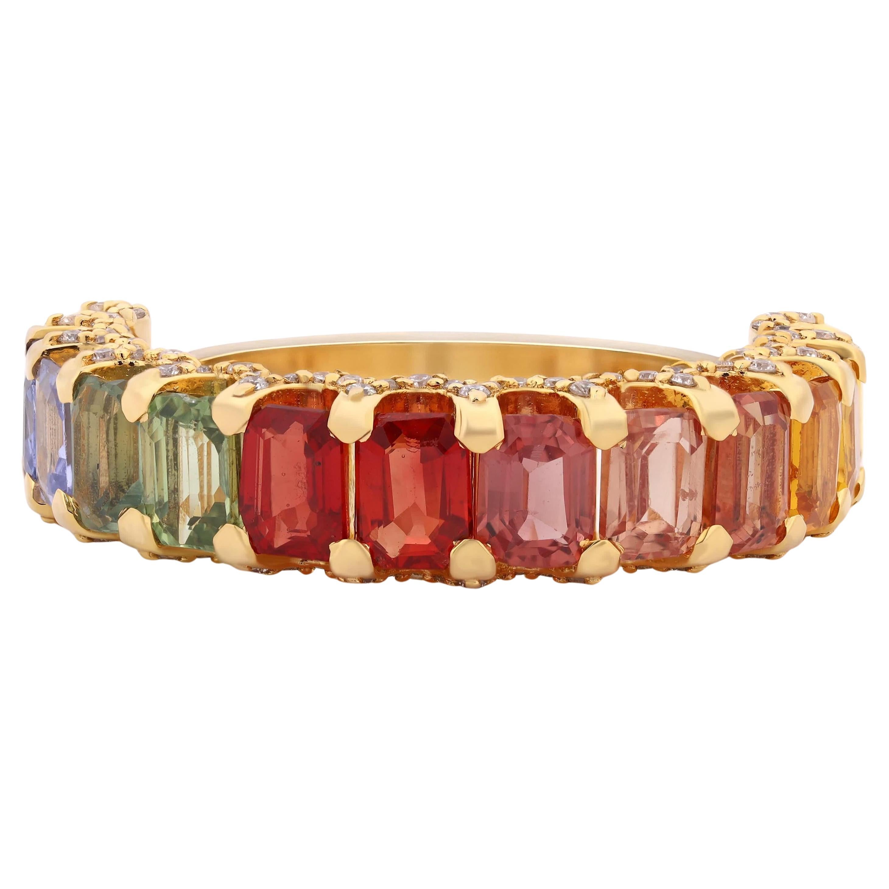 Emerald Cut Rainbow Natural Diamond Stacking Ring in 14K Solid Gold (Certified) For Sale