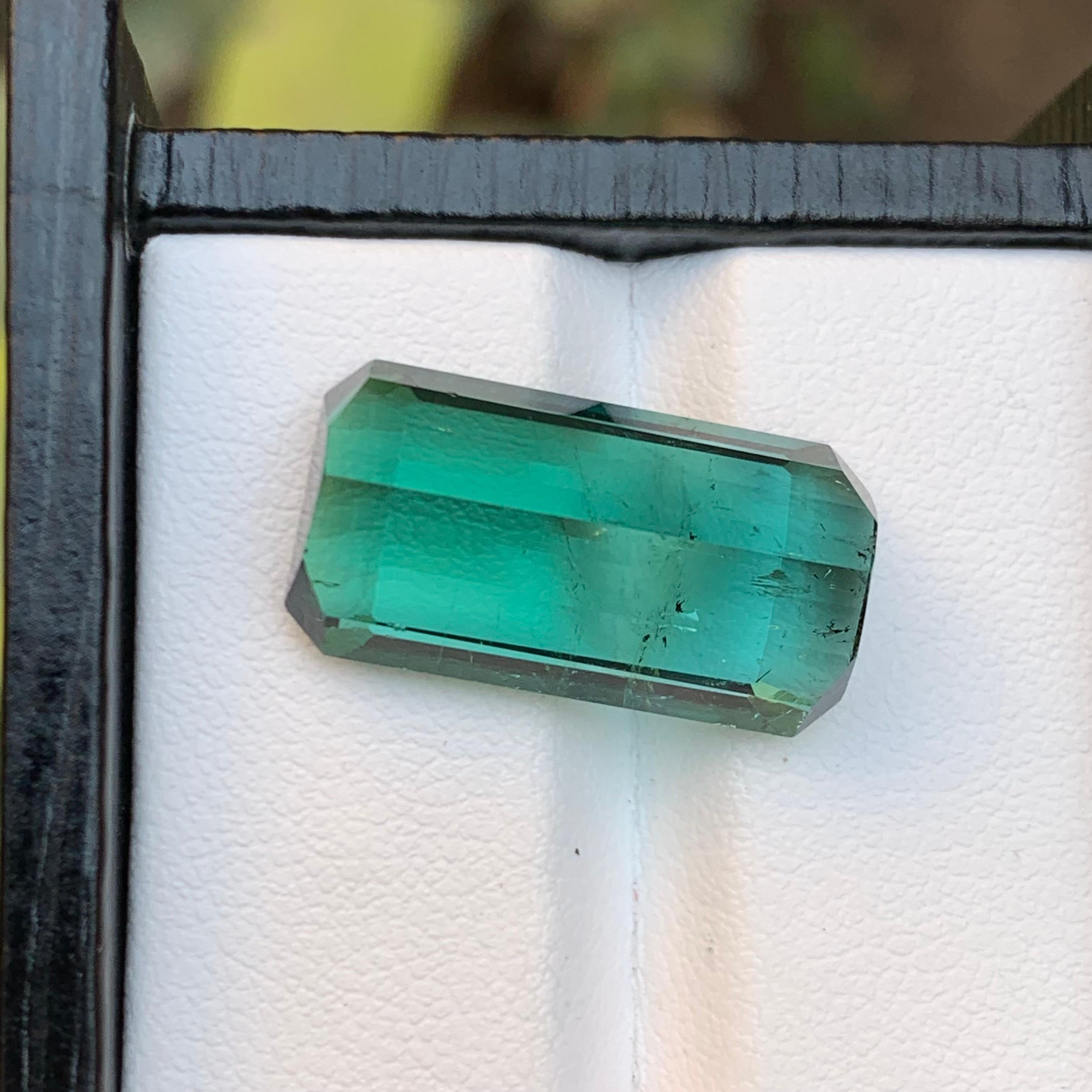 Emerald Cut Rare Neon Bluish Green Natural Tourmaline Loose Gemstone, 14.75 Ct en vente 6