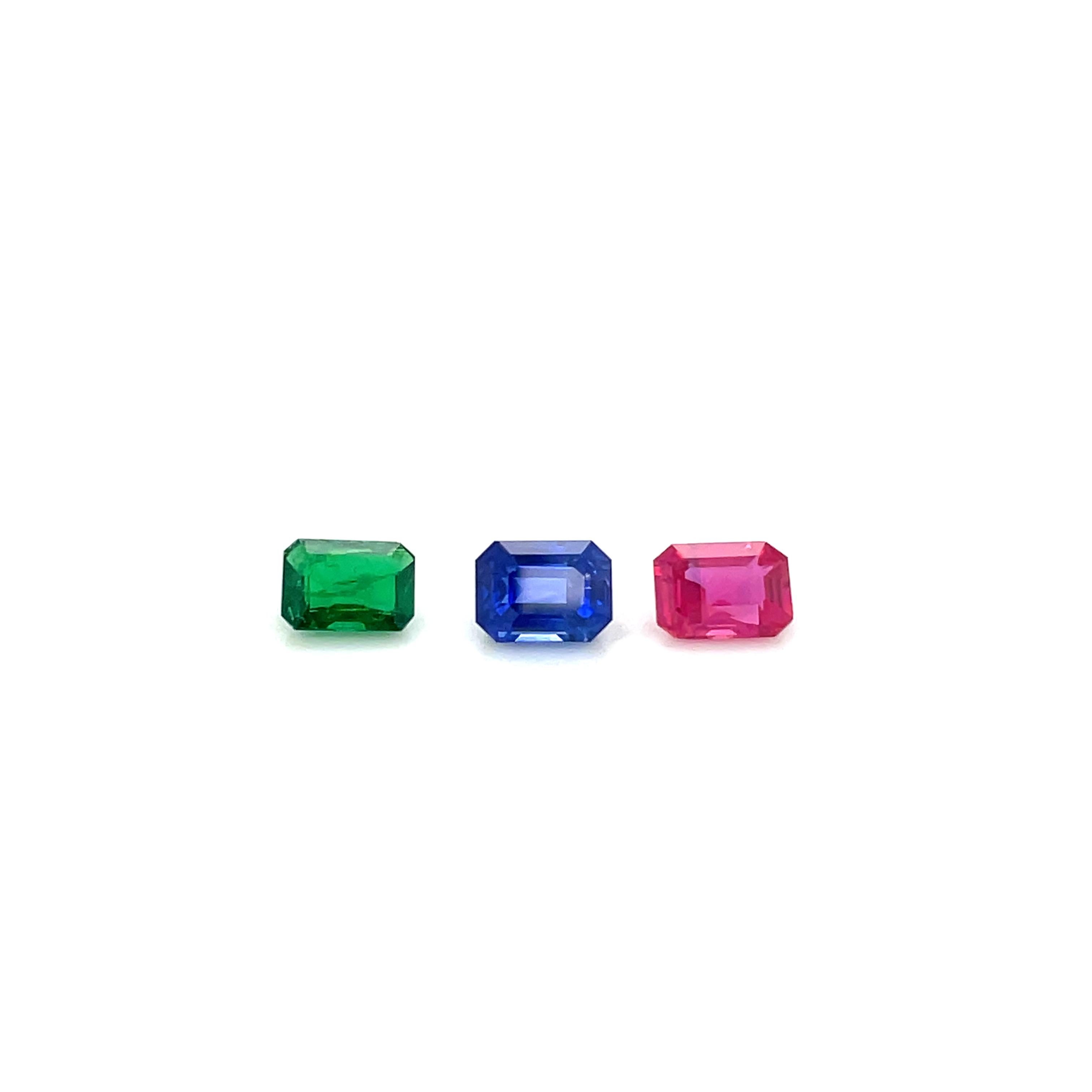 Emerald-Cut Ruby Cts 1.31 and Blue Sapphire Cts 2.16 and Emerald Cts 0.92 Loose  In New Condition For Sale In Hong Kong, HK