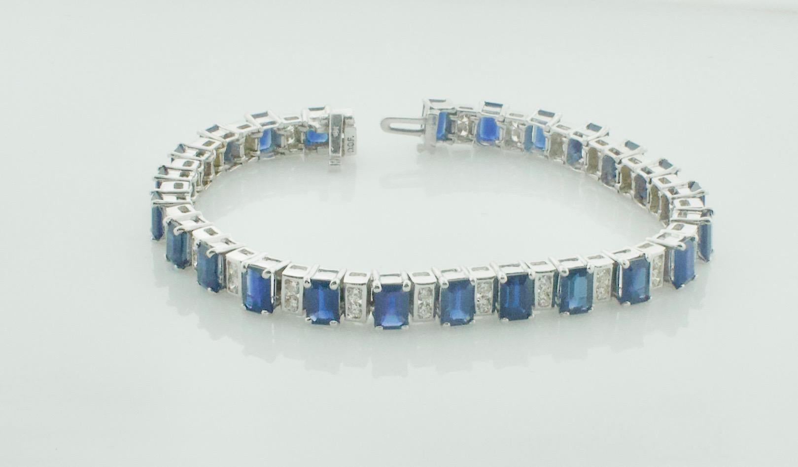 Emerald Cut Sapphire and Diamond Tennis Bracelet in 18k In Excellent Condition For Sale In Wailea, HI