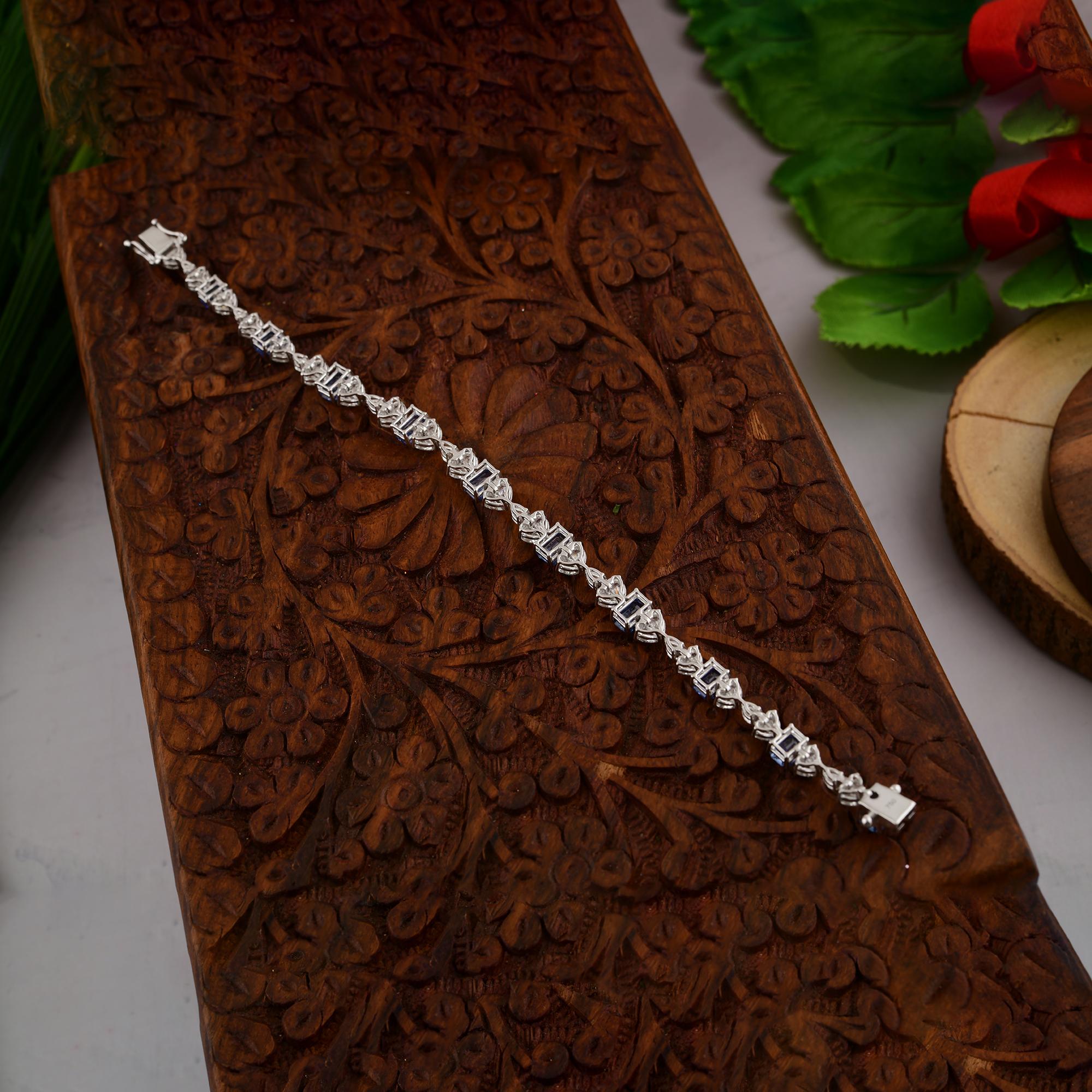 Zafiro talla esmeralda Diamante Pulsera de Tenis Oro Blanco 18K Regalo de Aniversario en Nuevo estado para la venta en Diera, Dubai