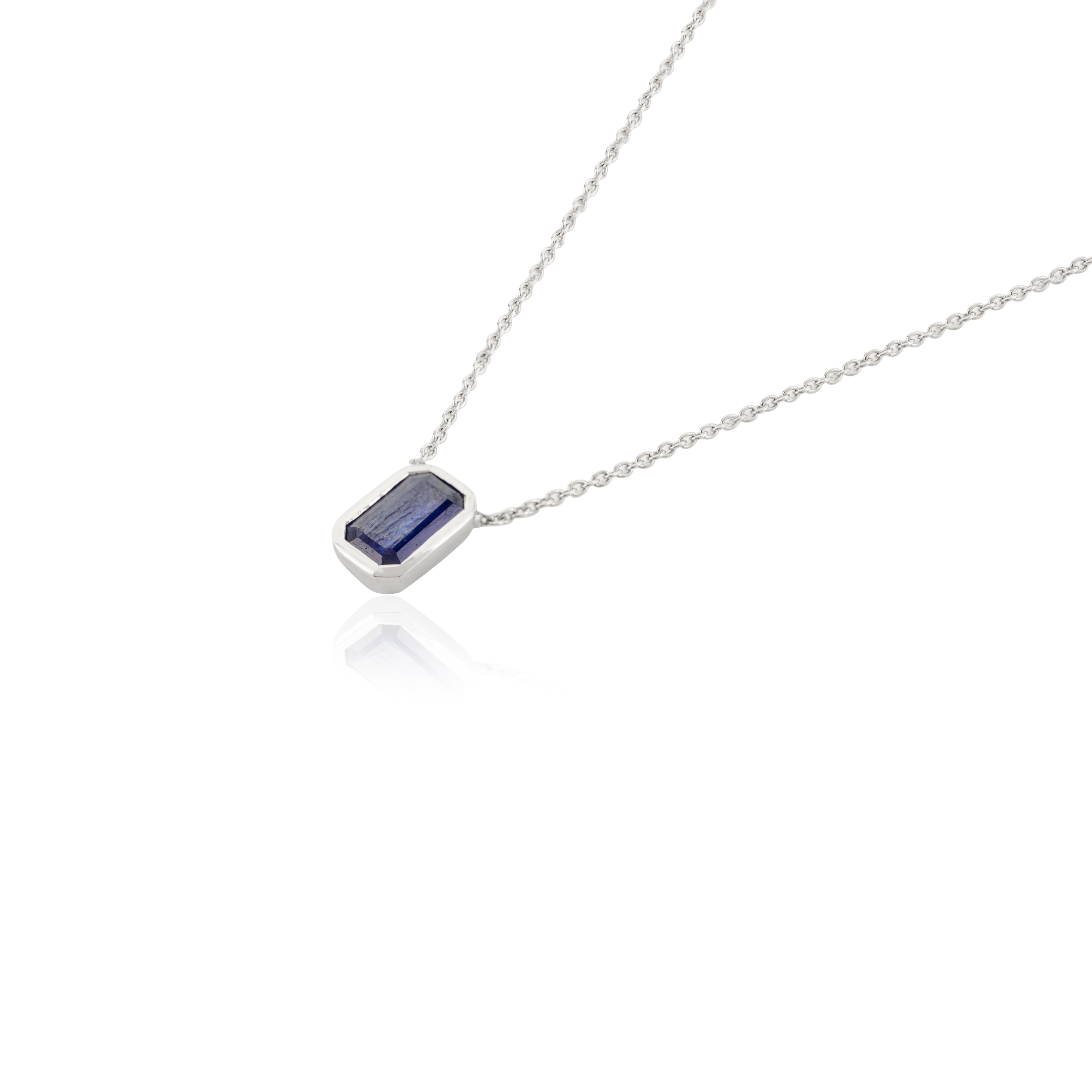 Emerald Cut Sapphire Pendant Necklace in 14K White Gold September Birthstone In New Condition For Sale In New York, NY