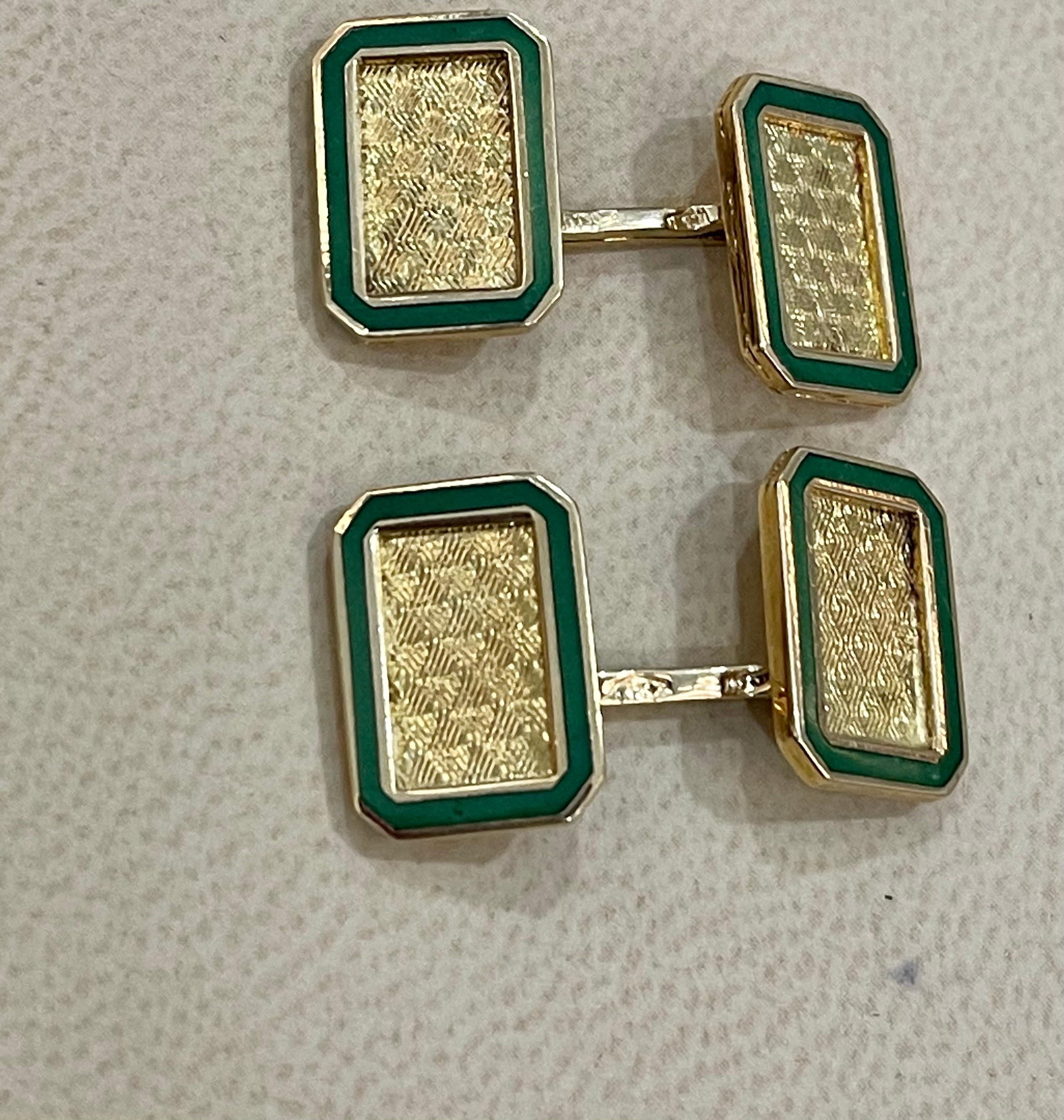 Emerald Cut Shape Green Enamel Cufflinks in 18 Karat Yellow Gold 13 Gm, Men's For Sale 1