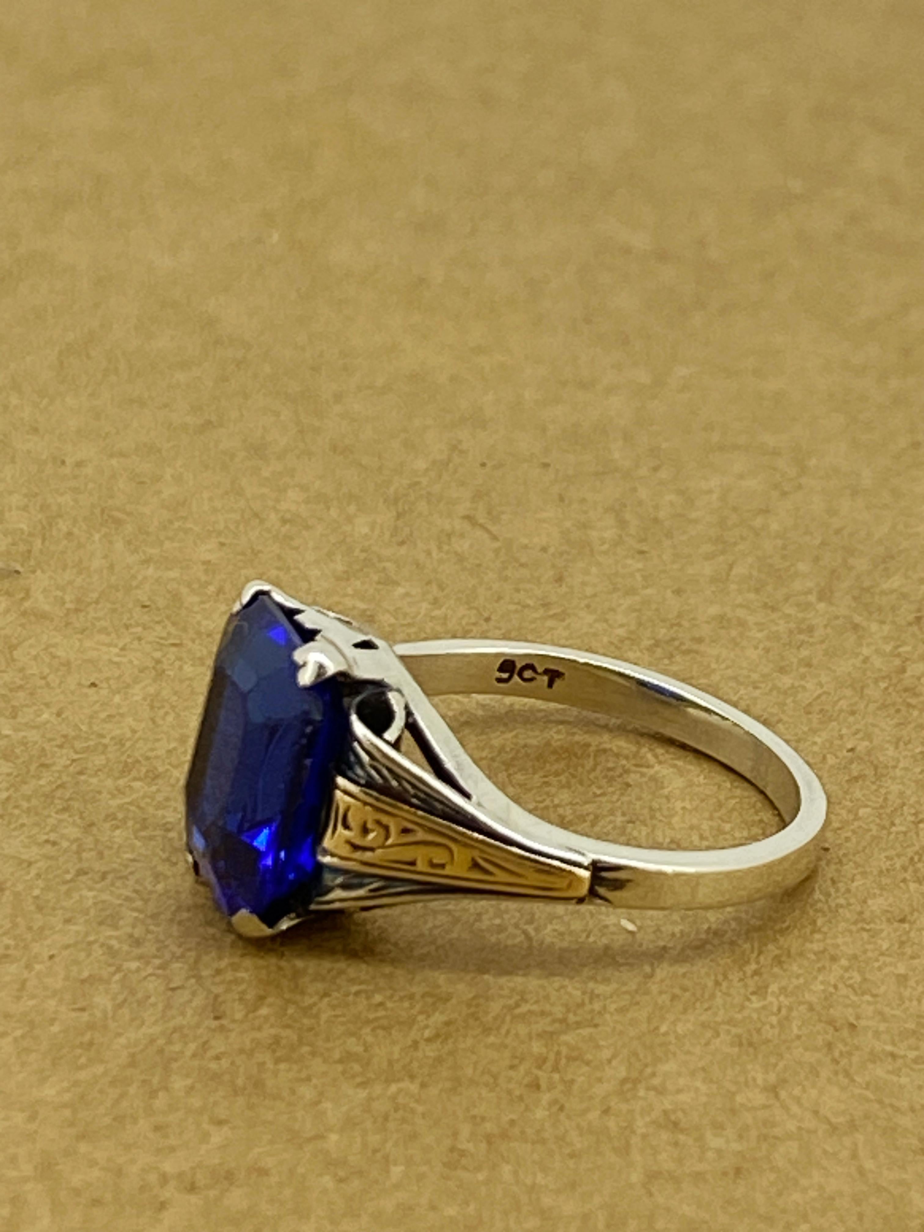 Emerald Cut Synthetic Sapphire Solitaire Retro Ring in 9K Yellow & White Gold In Excellent Condition For Sale In MELBOURNE, AU