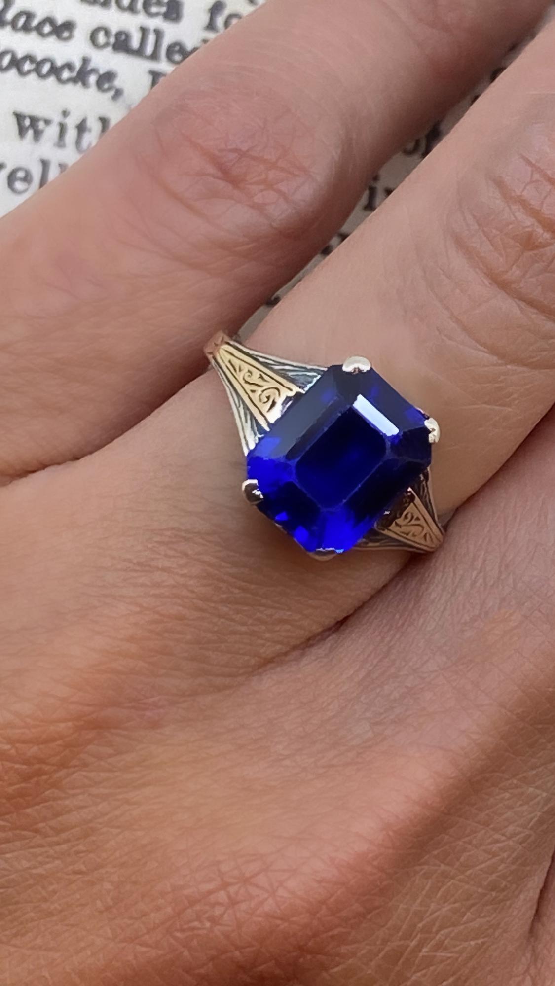 Emerald Cut Synthetic Sapphire Solitaire Retro Ring in 9K Yellow & White Gold For Sale 4