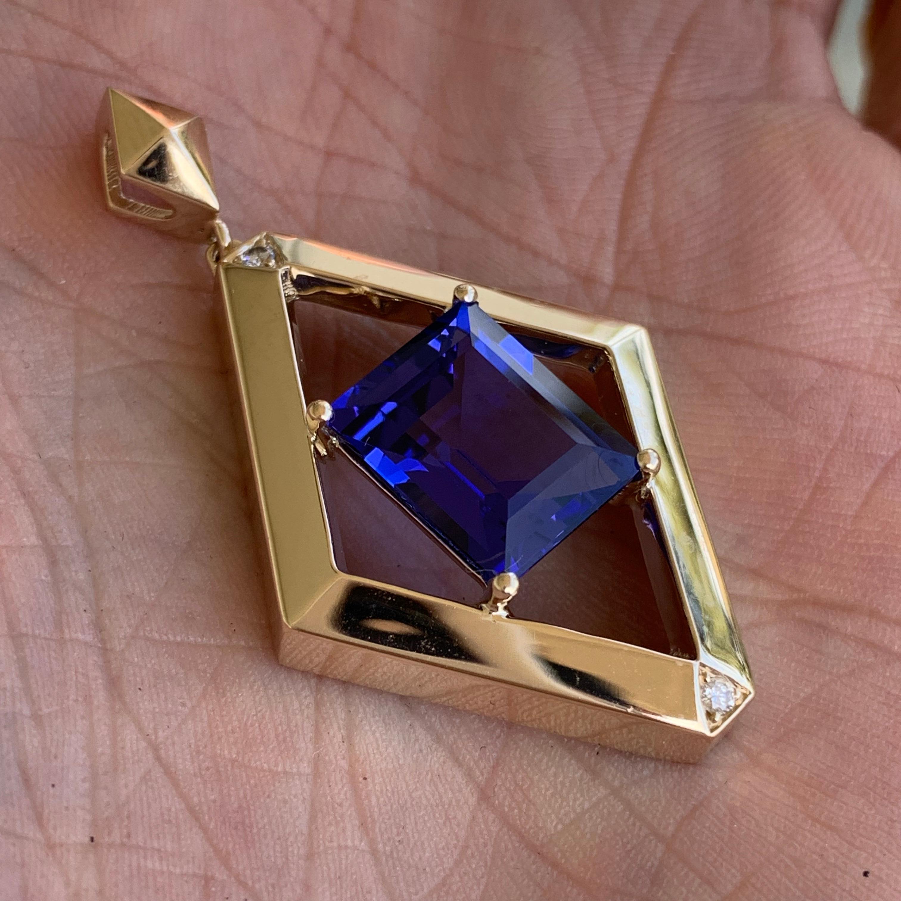 Emerald Cut Tanzanite and Diamond Pendant 14 Karat Yellow Gold, Ben Dannie In New Condition For Sale In West Hollywood, CA