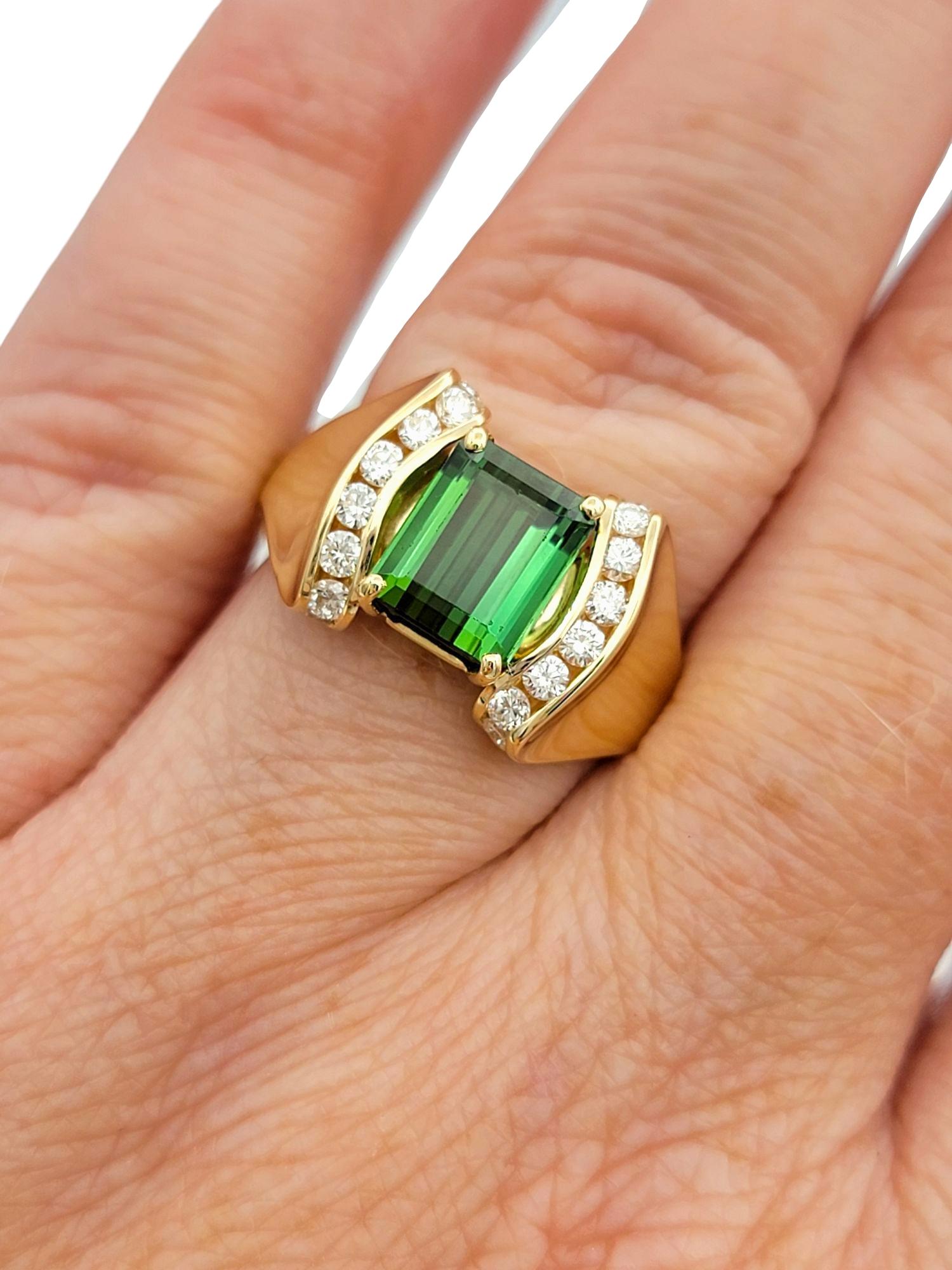 Emerald Cut Tourmaline and Channel Set Diamond Ring in 14 Karat Yellow Gold im Angebot 4