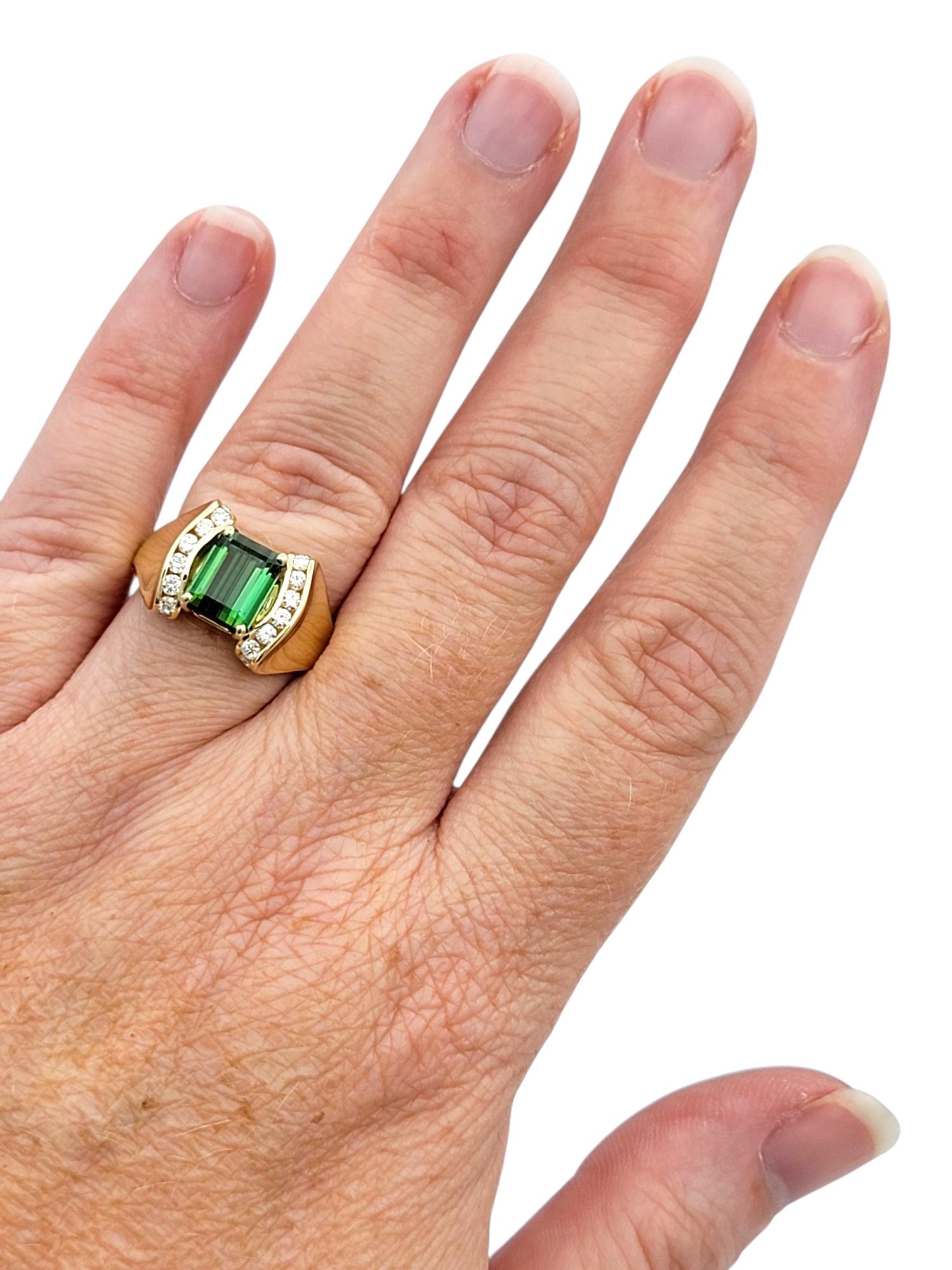 Emerald Cut Tourmaline and Channel Set Diamond Ring in 14 Karat Yellow Gold im Angebot 3