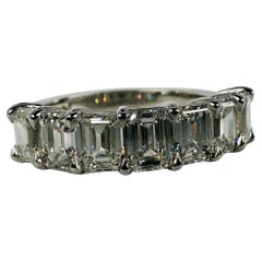 Emerald cut wedding band in platinum VS diamonds F color