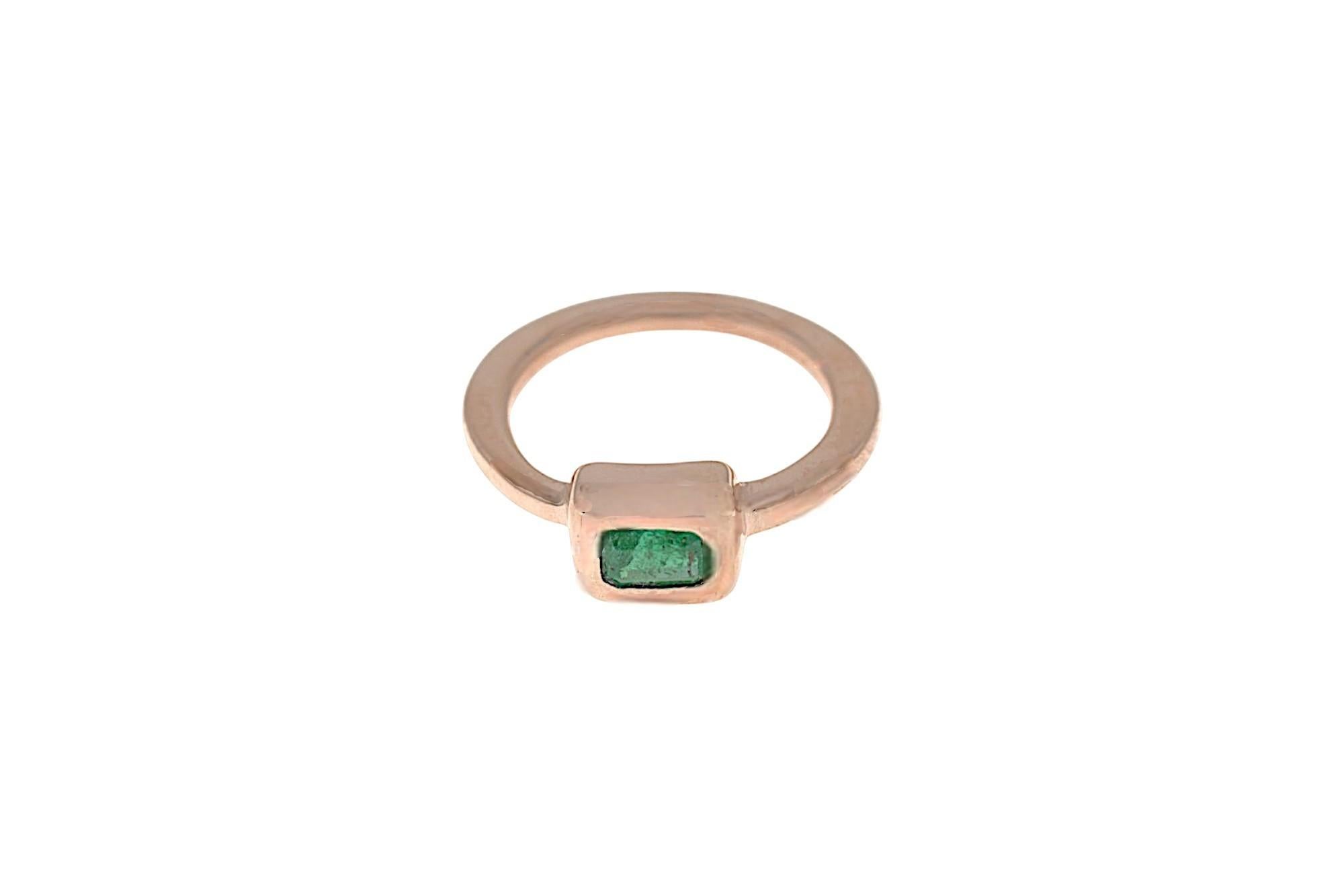 Women's Emerald Cut Green Emerald Rose Gold Ring Botta Jewelry For Sale