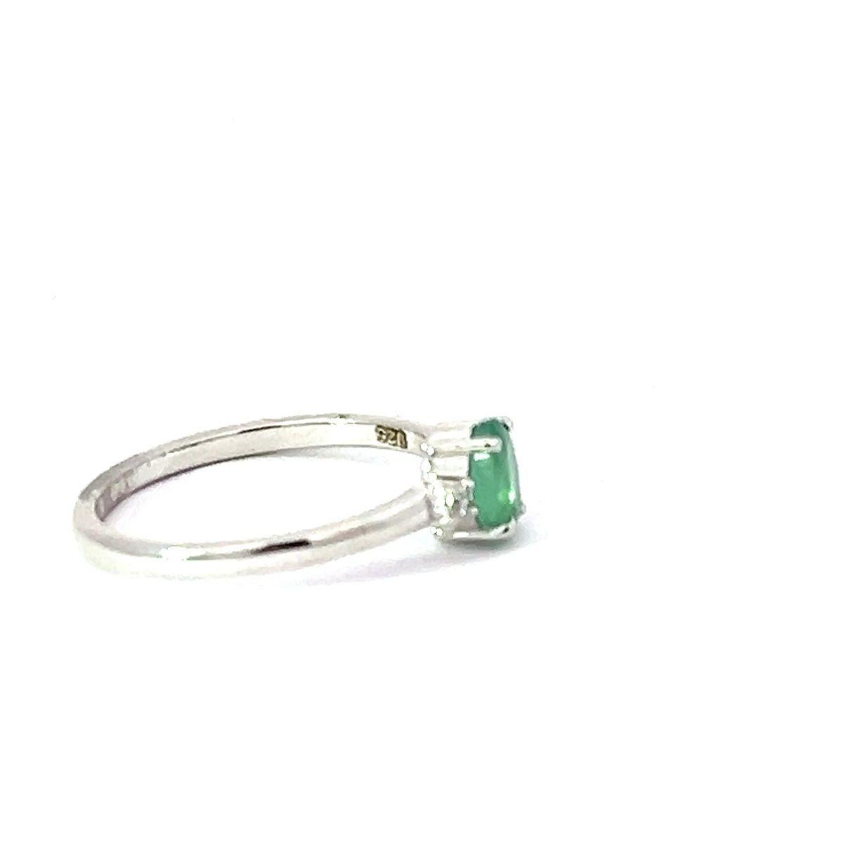 in vendita:  Anello a tre pietre con smeraldo e CZ per la festa della mamma in argento 925 A. Silver 3