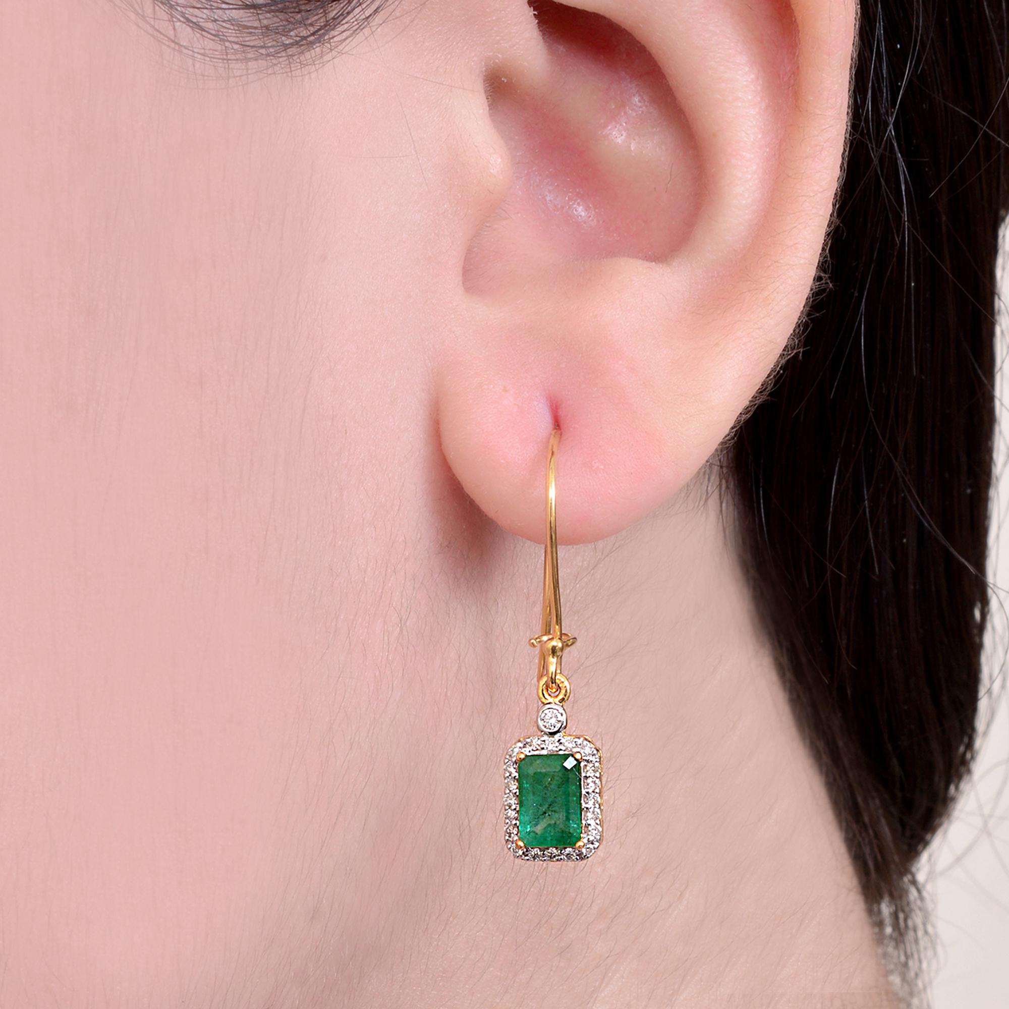 Art Deco Emerald Dangle Earrings with Diamond in 14k Gold For Sale