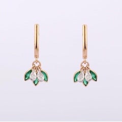 Smaragd-Diamant-Tropfen-Ohrringe aus 14 Karat Gold mit Grastuch