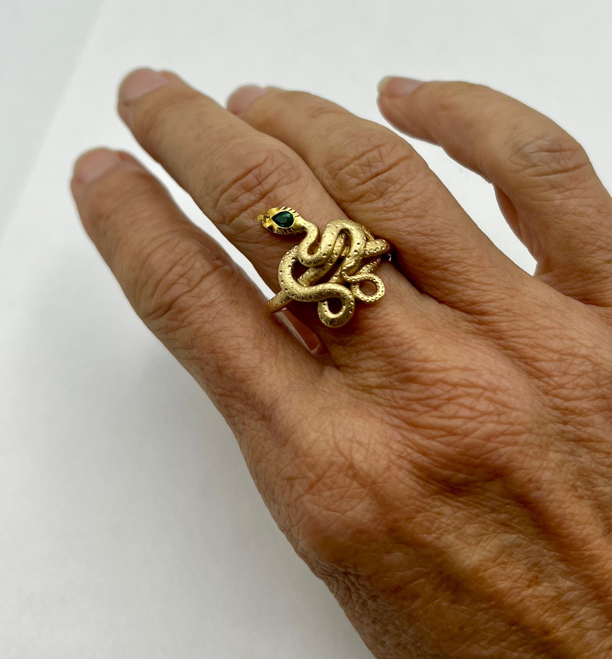 Women's or Men's Emerald Diamond 14 Karat Gold Snake Ring For Sale
