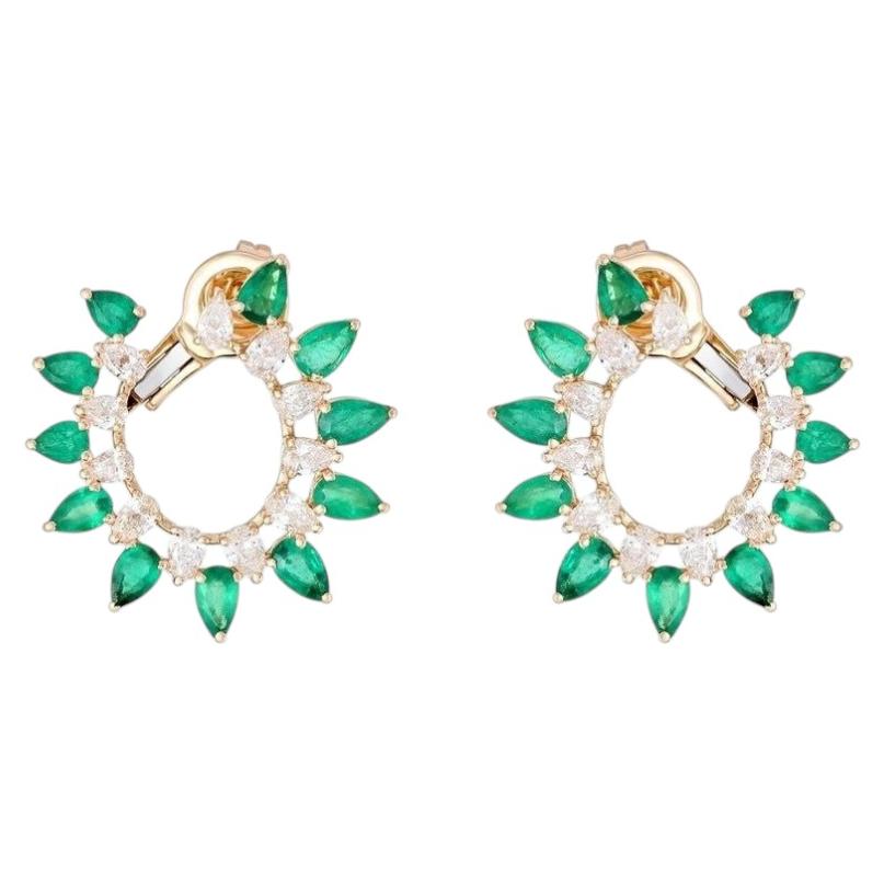 2.00ct Emerald 14K Yellow Gold Diamond Hoop Earrings For Sale