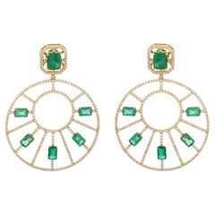 Orecchini a raggiera in oro giallo 14K con diamante smeraldo