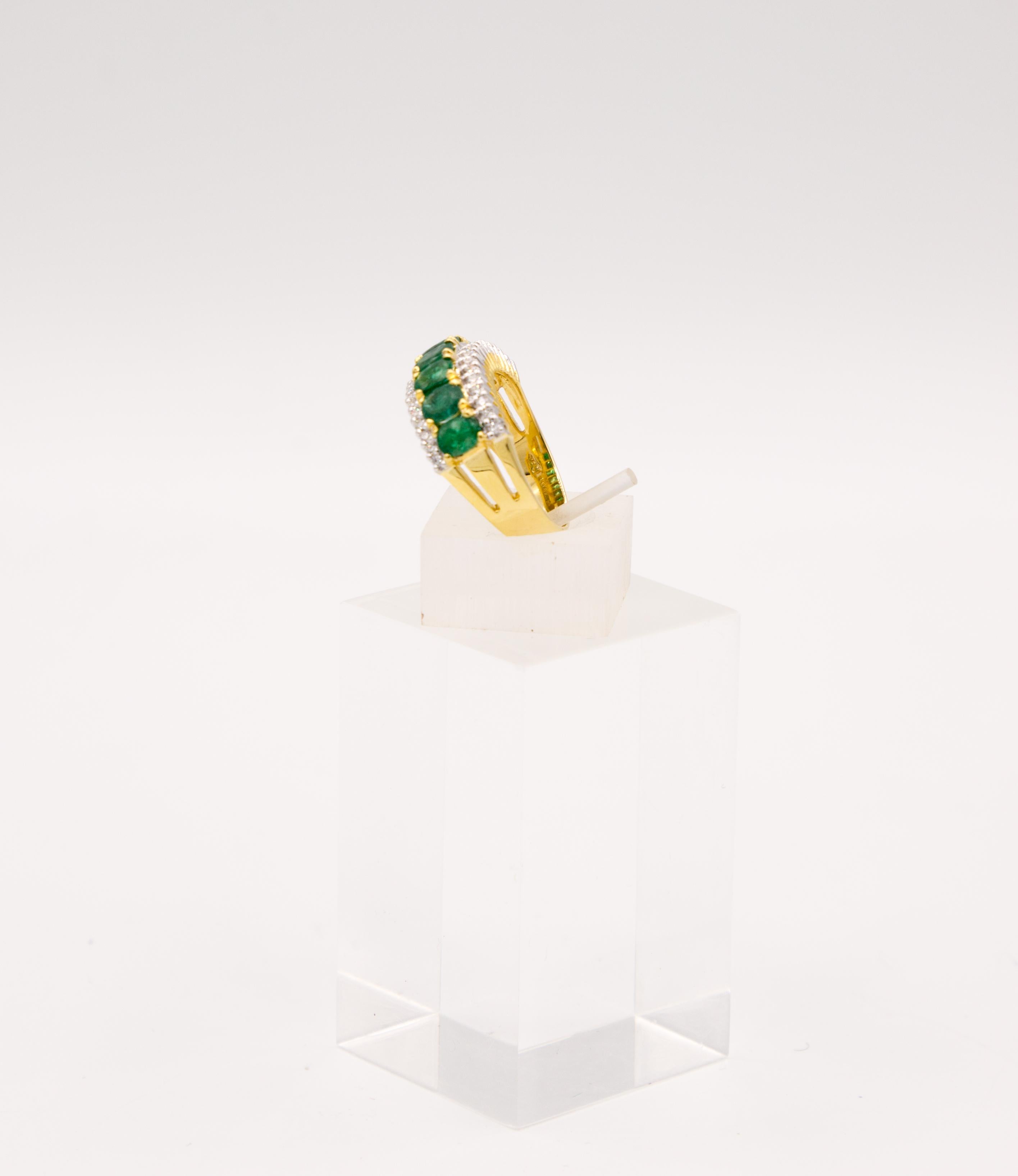 Women's Emerald diamond 18 k band ring For Sale