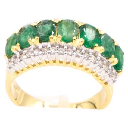 Emerald diamond 18 k band ring For Sale