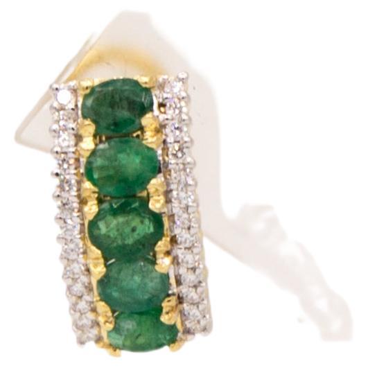 Emerald diamond 18 k gold clip earrings For Sale