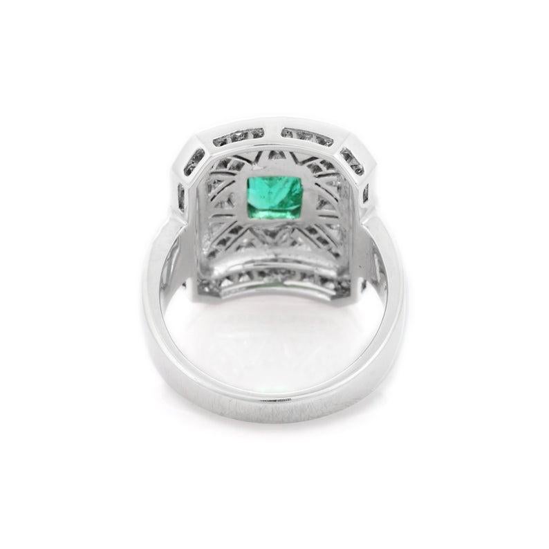 Emerald Diamond 14 Karat Gold Art Deco Style Ring In New Condition For Sale In Hoffman Estate, IL