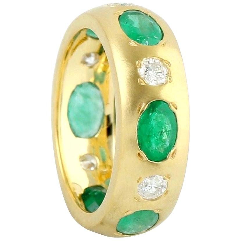 Emerald Diamond 18 Karat Gold Band Ring