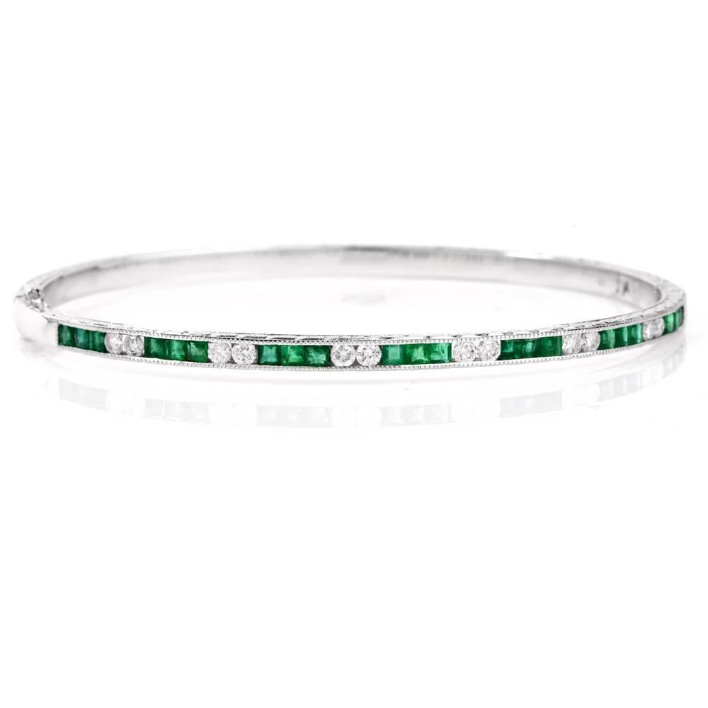 Art Deco Emerald Diamond 18 Karat Gold Bangle Bracelet