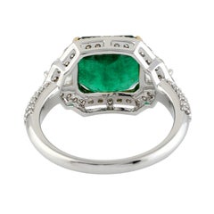 Emerald Diamond 18 Karat Gold Ring