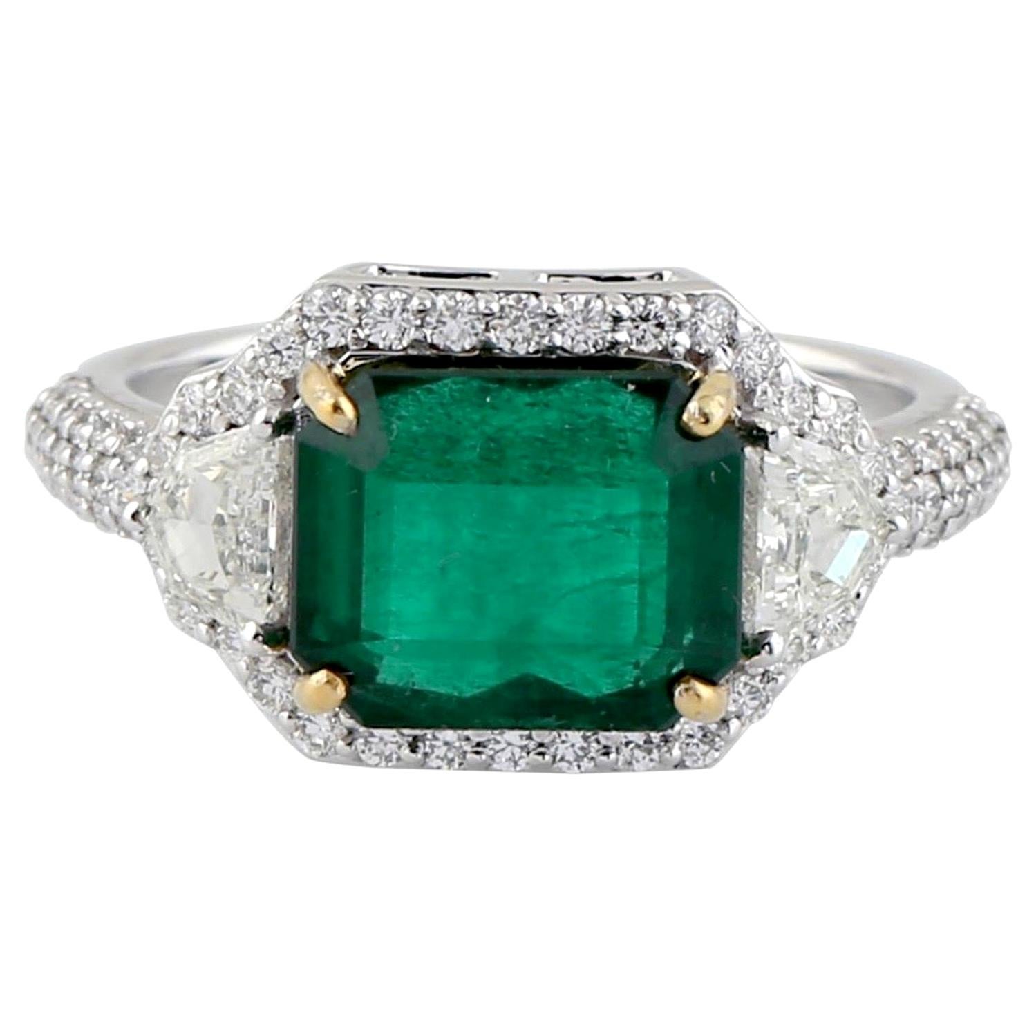 For Sale:  Emerald Diamond 18 Karat Gold Ring