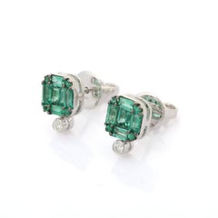 Emerald Diamond 18 Karat Gold Square Baguette Stud Earrings