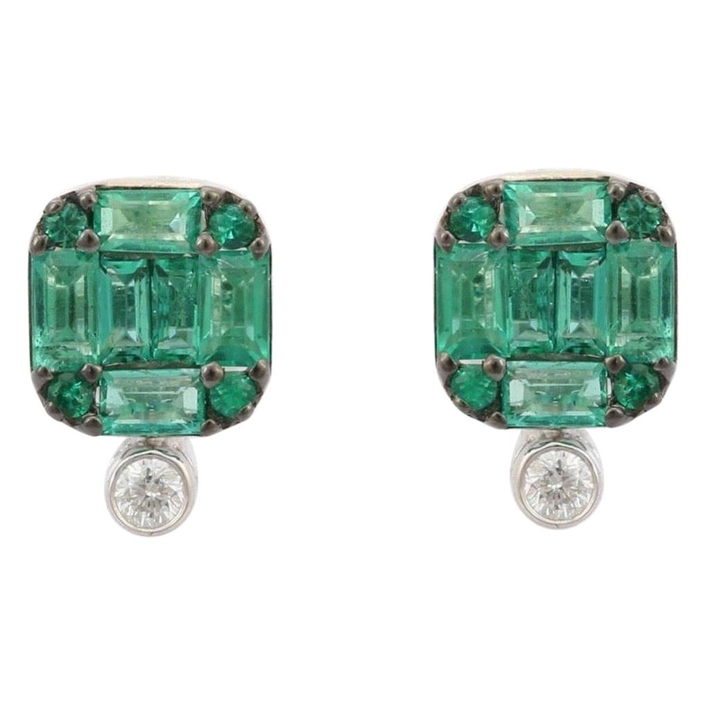 Emerald Diamond 18 Karat Gold Square Baguette Stud Earrings