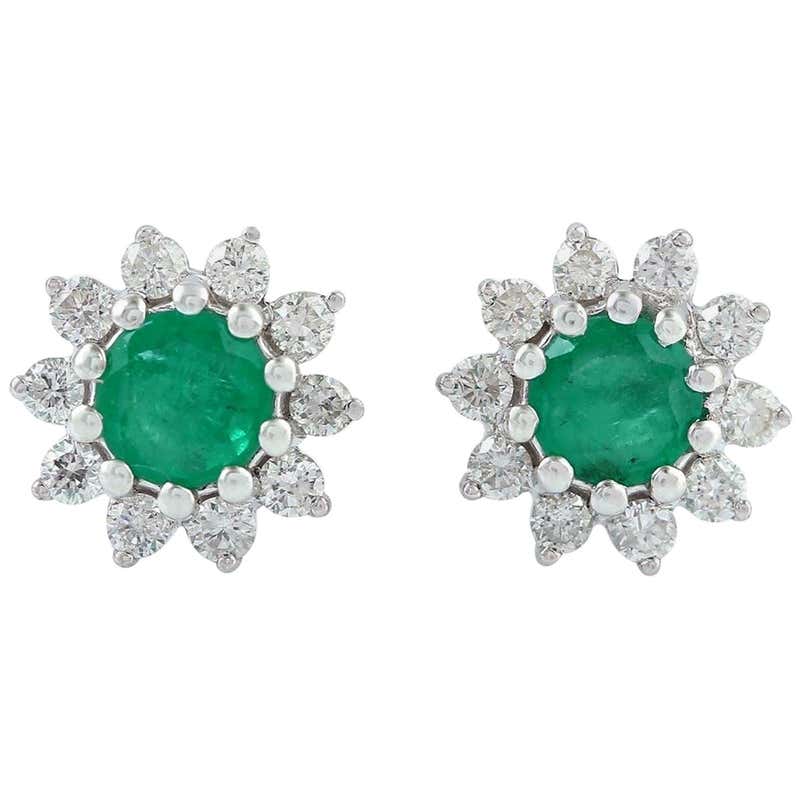 Emerald Diamond 18 Karat Gold Stud Earrings For Sale at 1stDibs