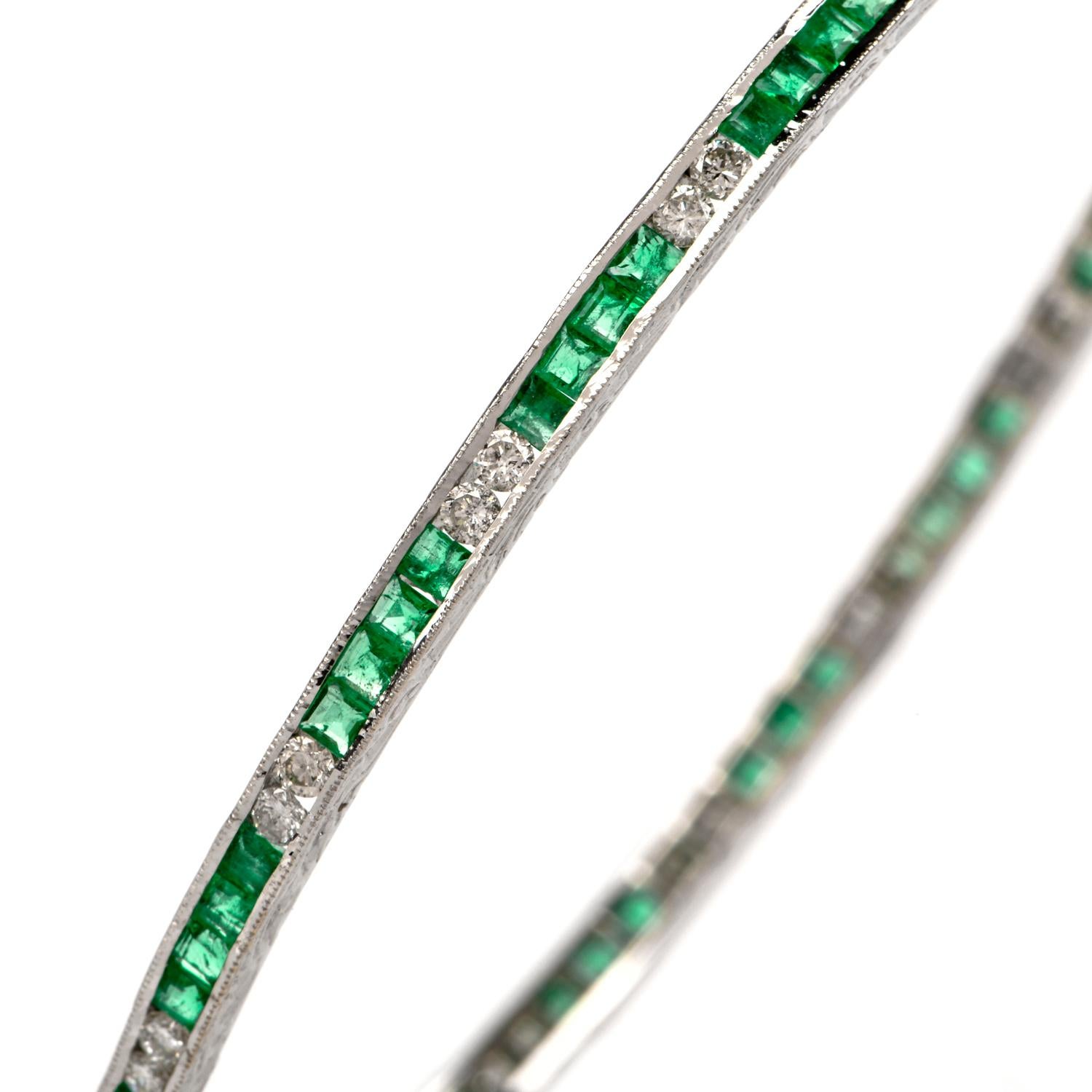 Women's or Men's Emerald Diamond 18 Karat White Gold Bangle Bracelet