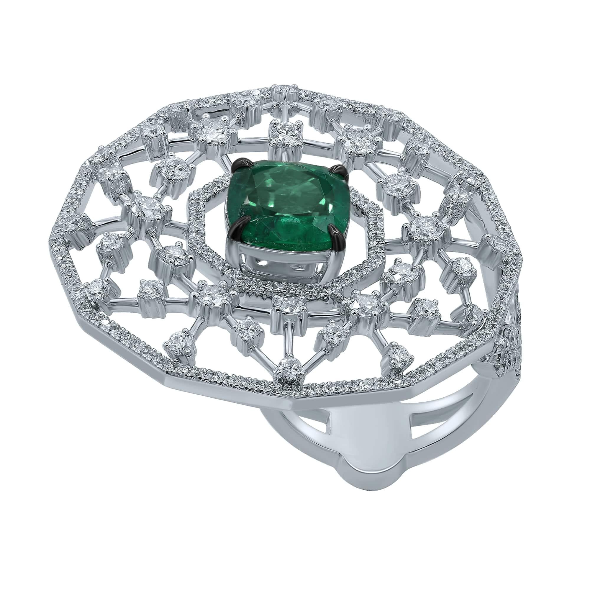For Sale:  Emerald Diamond 18 Karat White Gold Galaxy Ring 5