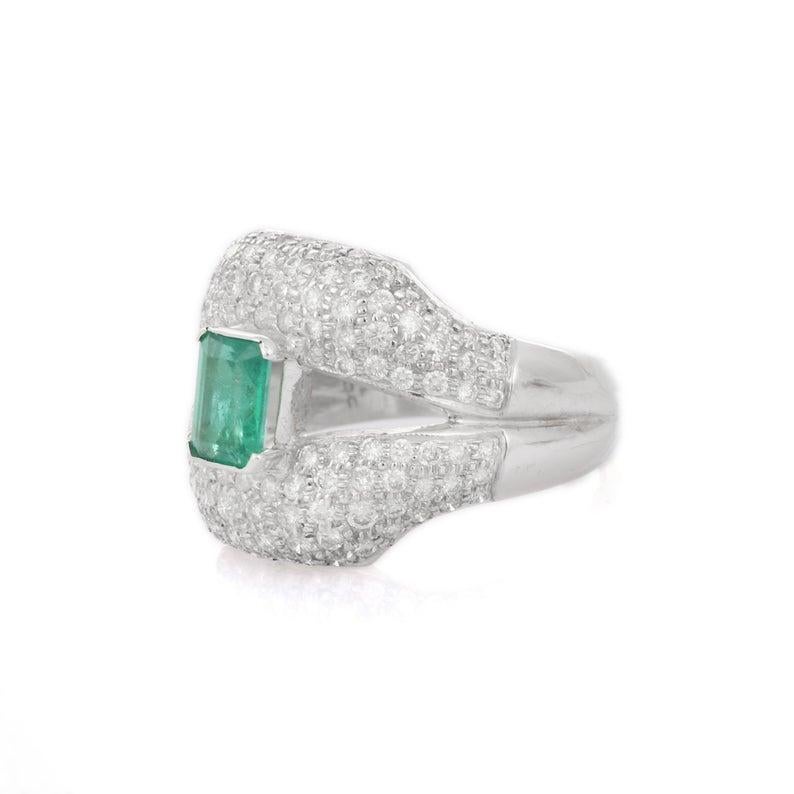 Ring aus 14 Karat Weißgold mit Smaragd und Diamant im Zustand „Neu“ im Angebot in Hoffman Estate, IL