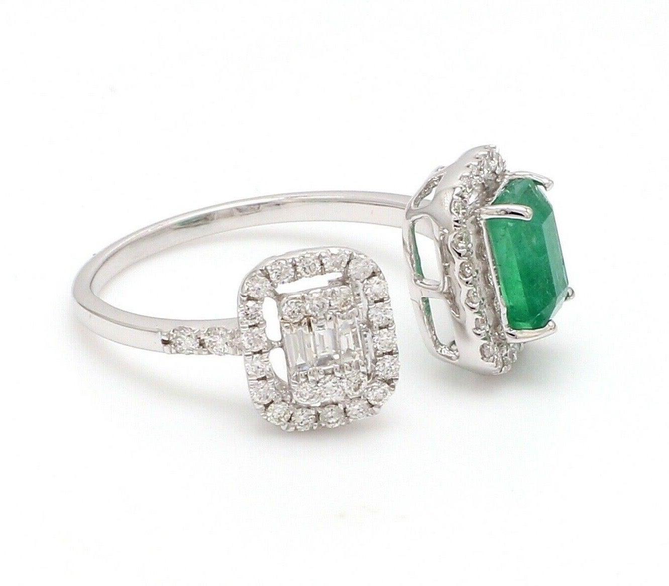 For Sale:  Emerald Diamond 18 Karat White Gold Twin Ring 2