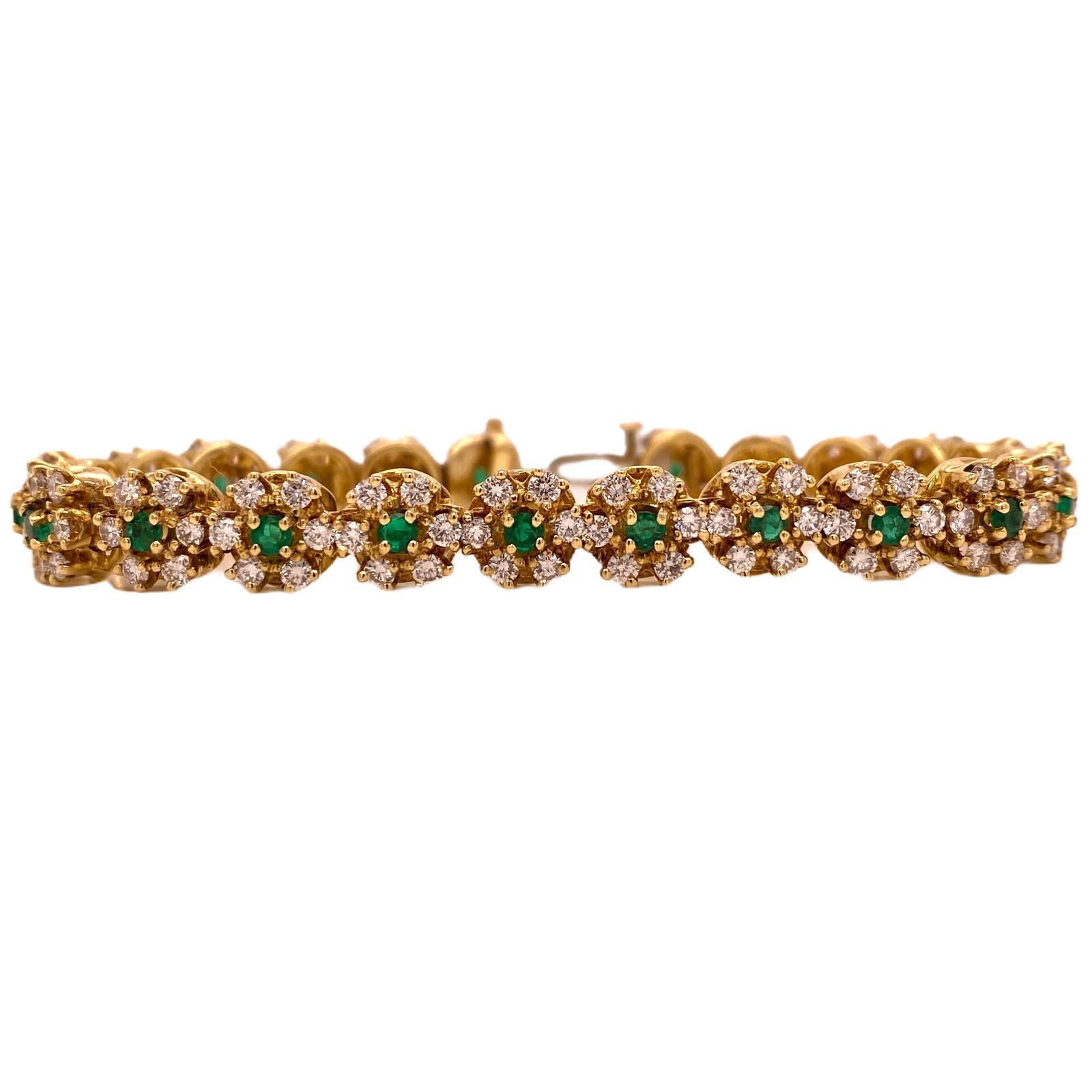 Round Cut Emerald Diamond 18 Karat Yellow Gold Link Bracelet