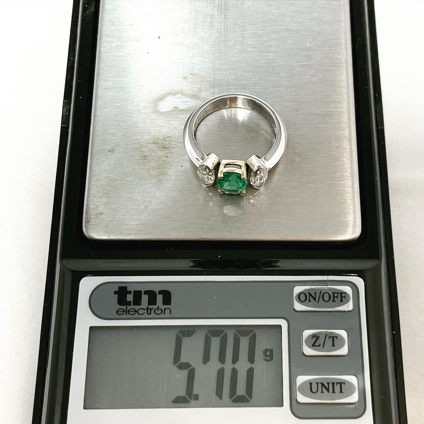 Emerald Diamond 18k White Gold Three-Stone Engagement Bridal Ring 5