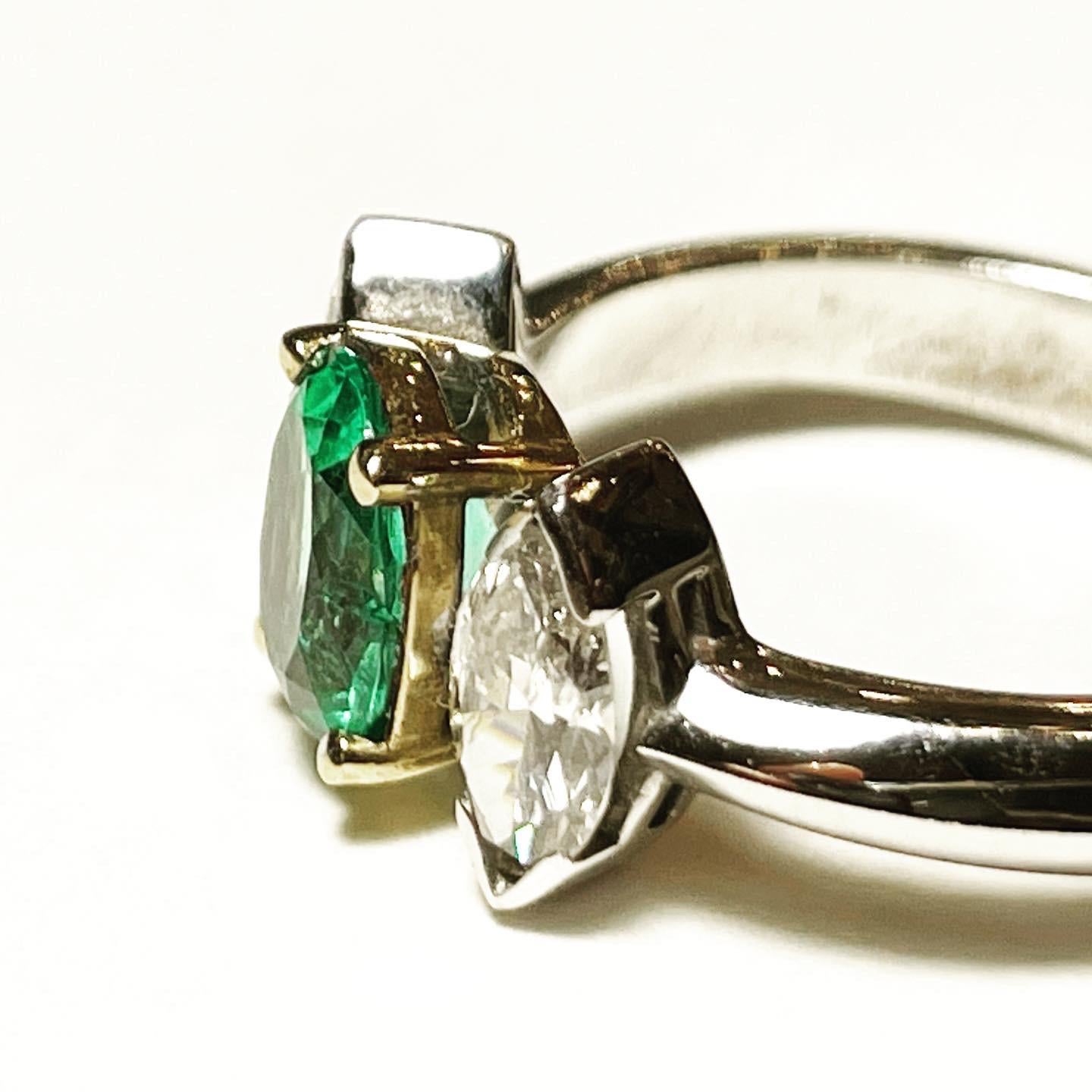 Modern Emerald Diamond 18k White Gold Three-Stone Engagement Bridal Ring