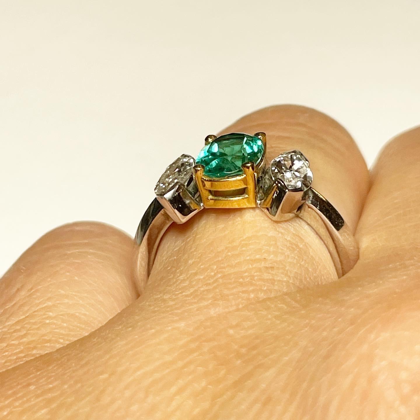 Emerald Diamond 18k White Gold Three-Stone Engagement Bridal Ring 2
