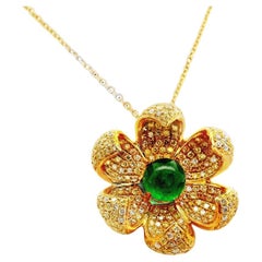Emerald Diamond 18k Yellow Gold Flower Pendant Chain