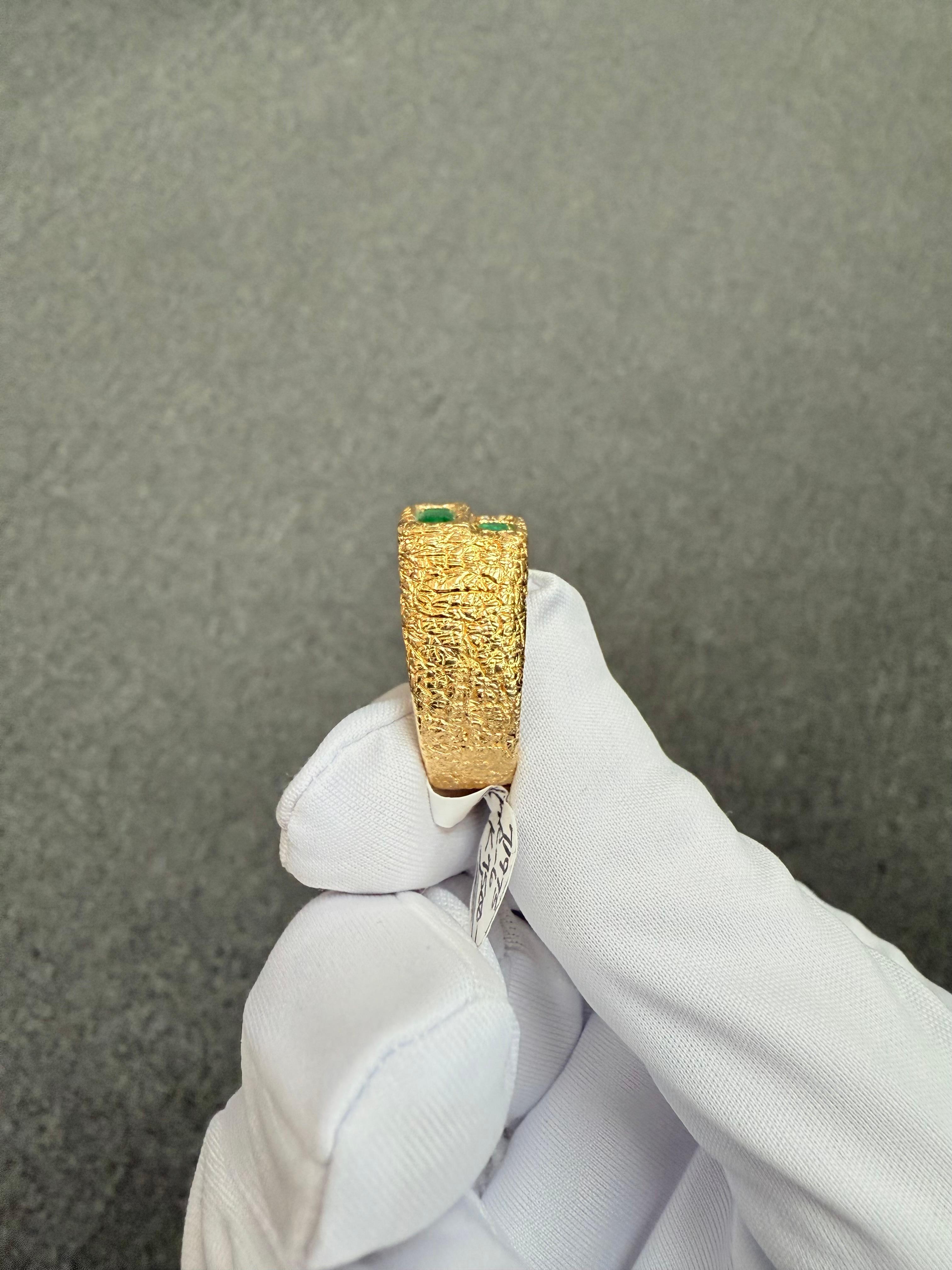 Anello con diamante smeraldo in oro giallo 18 carati misura 11,5 in vendita 5